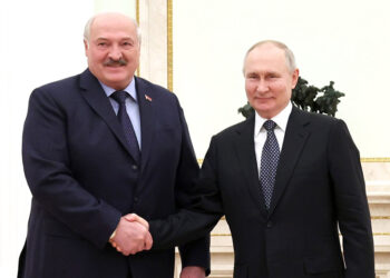 Aleksandr Lukaşenko Rusya'ya gidiyor