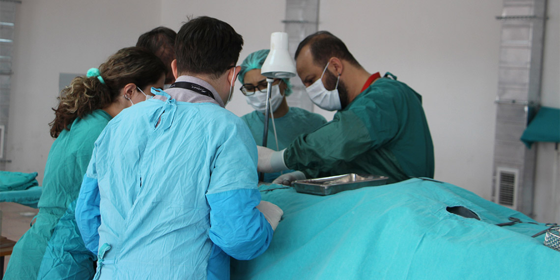 İnsan kadavrası için gönüllüler aranıyor