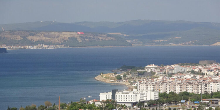 Çanakkale Boğazı'nın su altı ses seviyesi ölçüldü