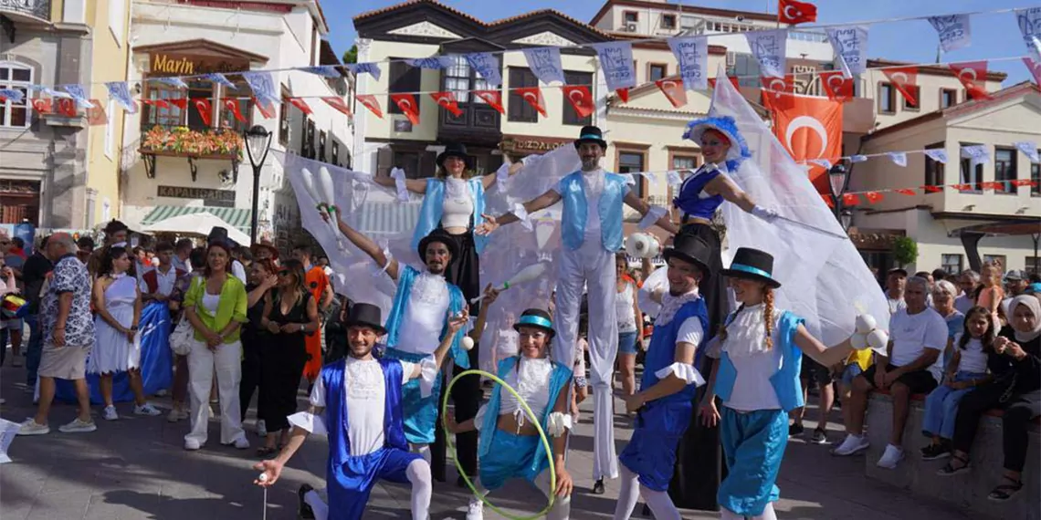 3'üncü çeşme festivali başladı