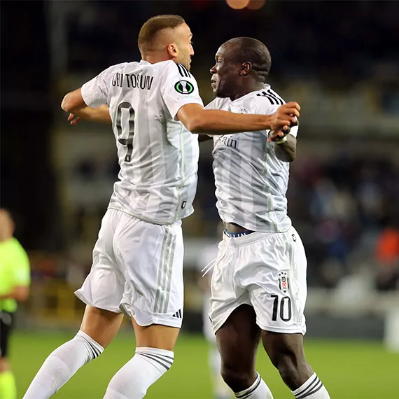 Uefa avrupa konferans ligi d grubu ilk maçında beşiktaş club brugge ile 1-1 berabere kaldı.