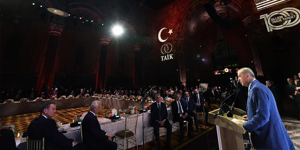 Cumhurbaşkanı recep tayyip erdoğan, "abd geçtiğimiz yıl en fazla ihracat yaptığımız 2'nci, en fazla ithalat yaptığımız 5'inci ülke oldu" dedi.