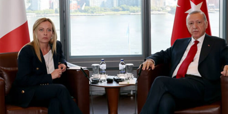 Erdoğan, İtalya Başbakanı Giorgia Meloni ile görüştü