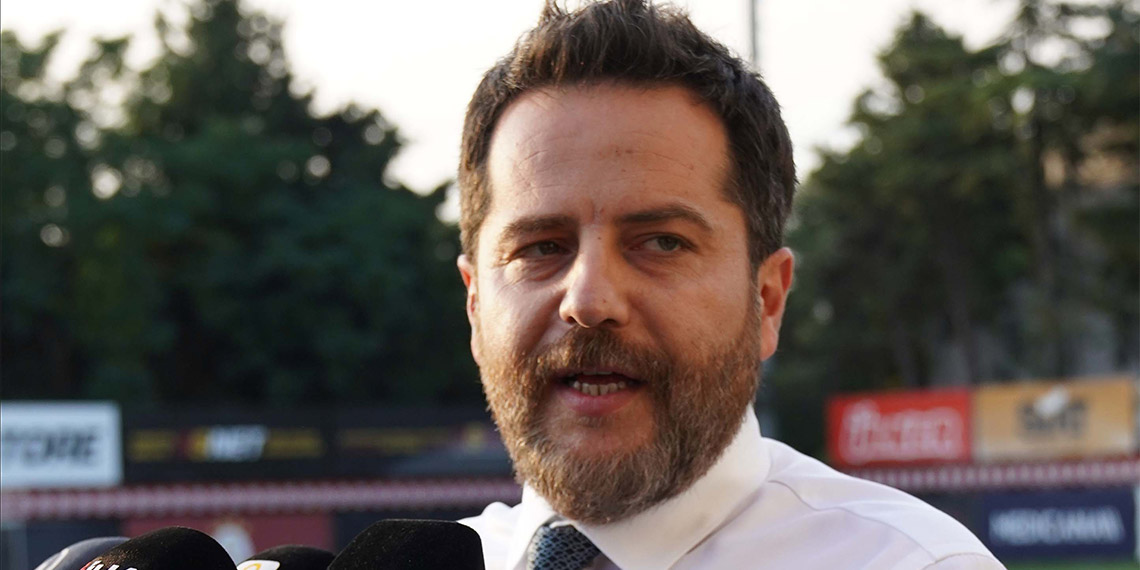 Galatasaray Başkanvekili Erden Timur, “Tete için tazminat anlamında bir şey olmayacak. Zaten toplamda risk çok ufak. Galatasaray’ın ticari anlamda aldığı bir risk söz konusu değil” dedi.