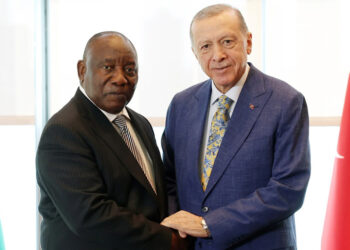 Erdoğan, Güney Afrika Cumhurbaşkanı ile bir araya geldi