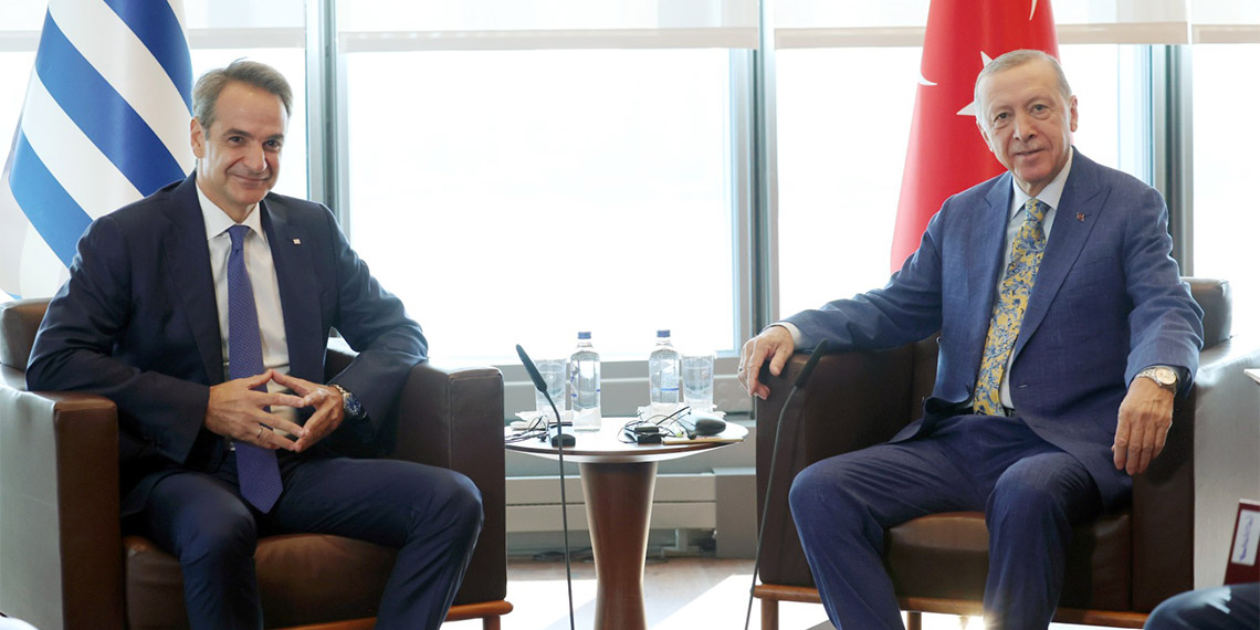 Erdoğan, Yunanistan Başbakanı Miçotakis ile görüştü