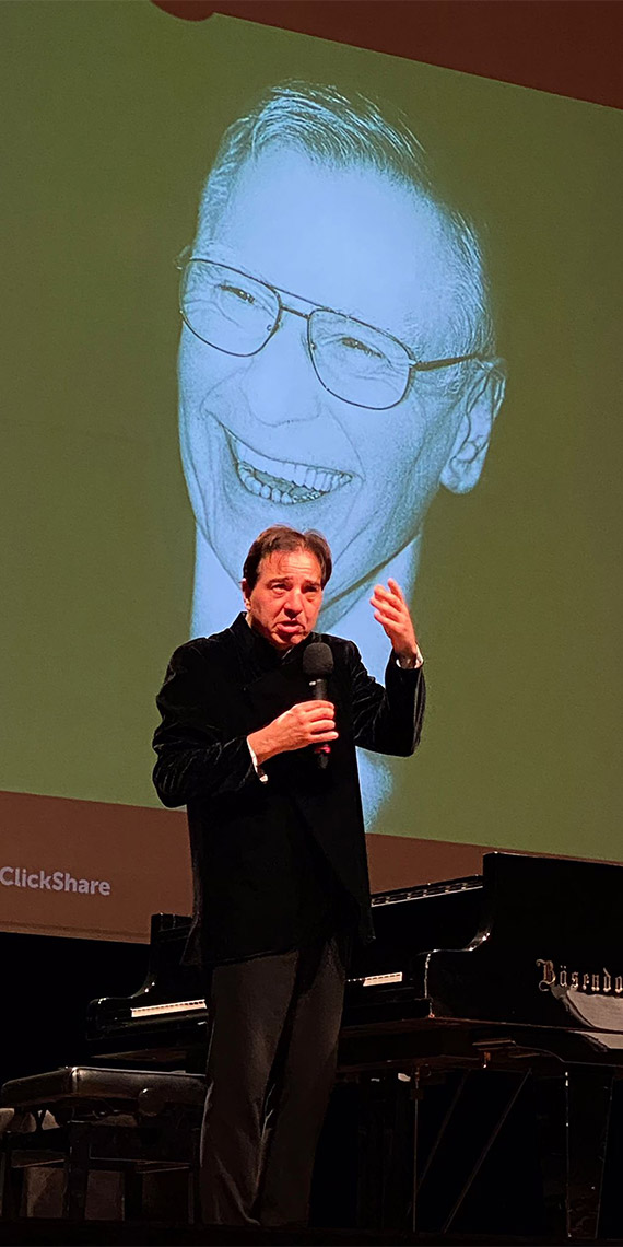 Fazıl Say'dan Ahmet Say'a doğum günü konseri