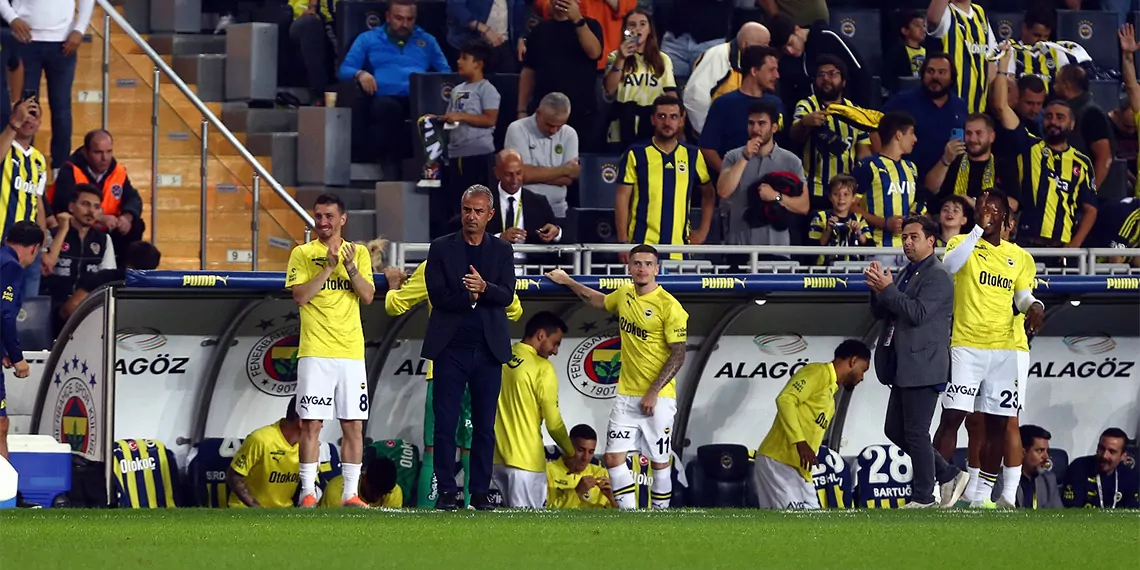 Fenerbahçe teknik direktörü i̇smail kartal, "maç başından sonuna kadar oyunu domine eden bir fenerbahçe vardı. Rakibe hiç pozisyon vermedik diyebilirim. 4 golle 3 puan aldık. Taraftarlarımıza destekten dolayı teşekkür ediyorum. Bu galibiyeti onlara armağan ediyorum" dedi.