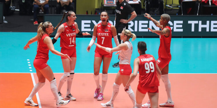 Filenin Sultanları Arjantin'i yenerek 4'te 4 yaptı