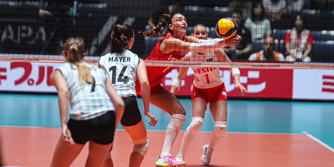 Filenin Sultanları Arjantin'i yenerek 4'te 4 yaptı