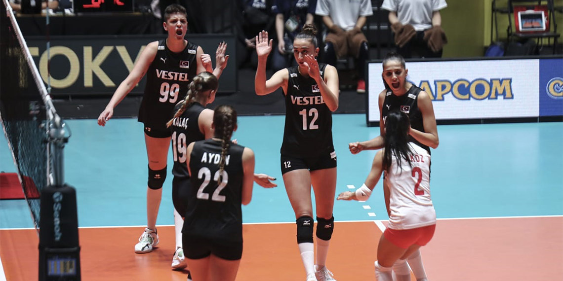 Filenin Sultanları Peru'yu 3-1 yenerek 3'te 3 yaptı