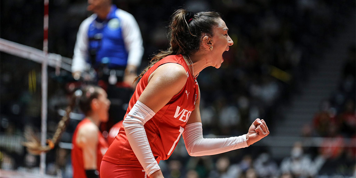 Japonya'da düzenlenen 2024 Paris Olimpiyat Elemeleri B Grubu beşinci maçında Filenin Sultanları Brezilya'yı 3 -0 yenerek 5'te 5 yaptı.