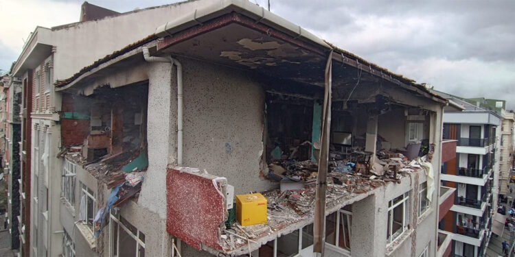 Şirinevler'de meydana gelen patlamada ölü sayısı 3'e yükseldi