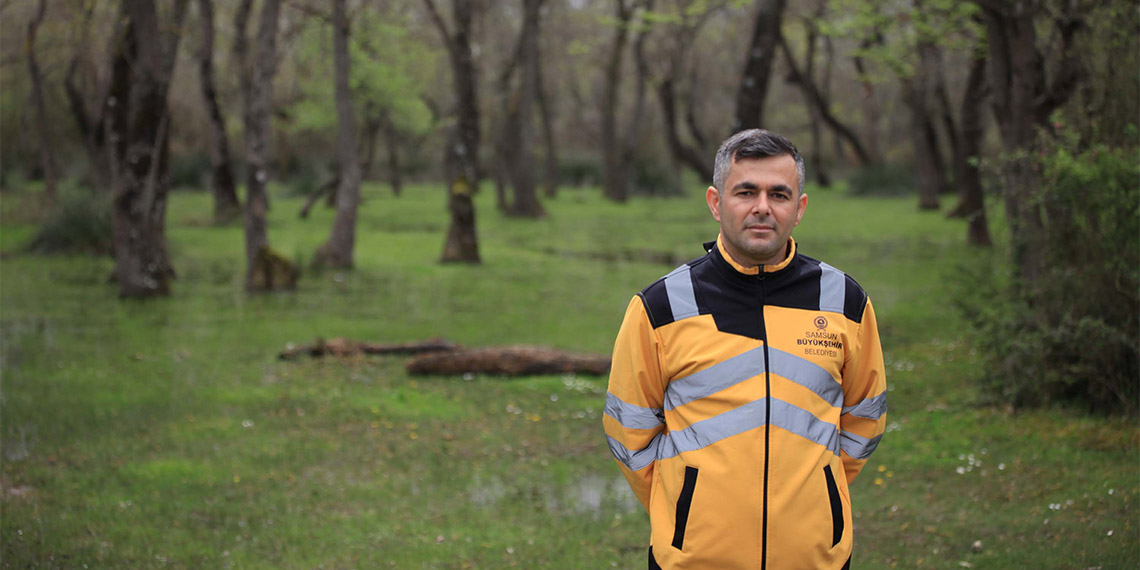 Göçe yetişemeyen leylekler, Kızılırmak Deltası Kuş Cennetinde yaşamlarını sürdürüyor. Ağustos ayına kadar yavru leylekler yetişkin halini alıp, daha sonra güneye göç etmek için hazır hale gelecek