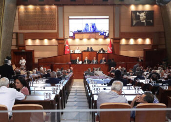 İBB Meclisi'nde 'ulaşım aksaklıkları' tartışması