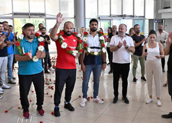 Orhan Okulu için coşkulu kutlama