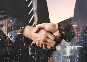 En fazla firma toptan ve perakende ticaret sektöründe