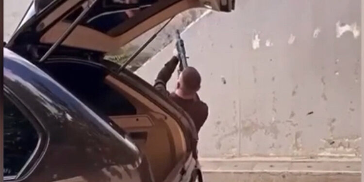 Asker eğlencelerinde yine magandalar sahnedeydi