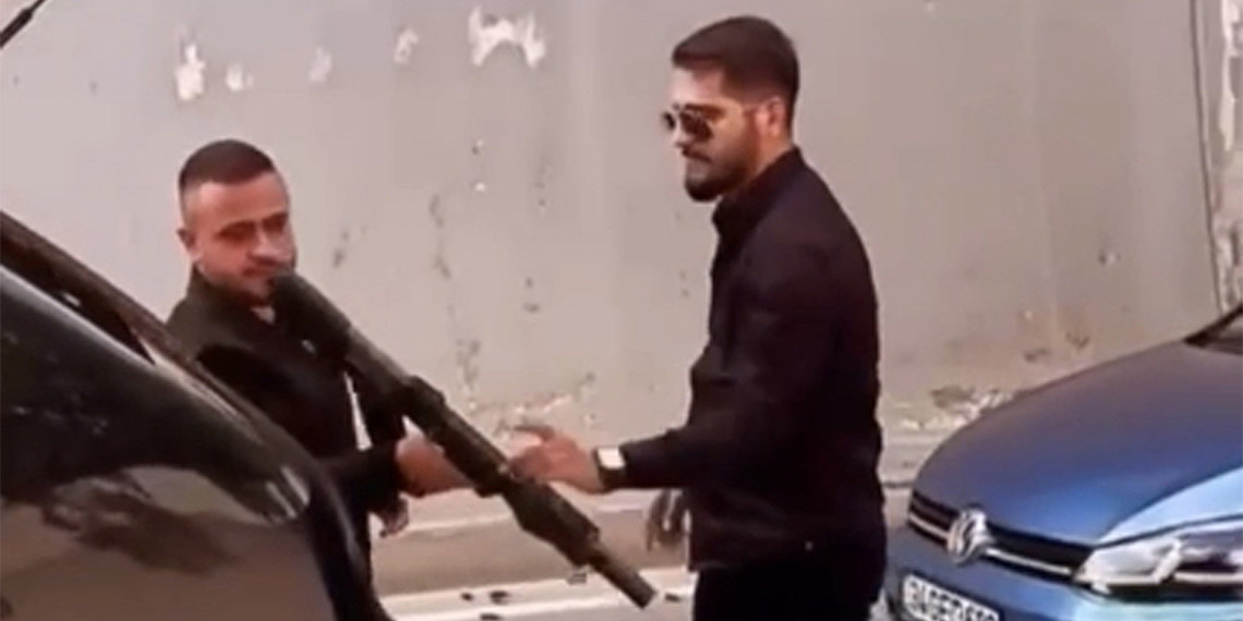 Asker eğlencelerinde yine magandalar sahnedeydi