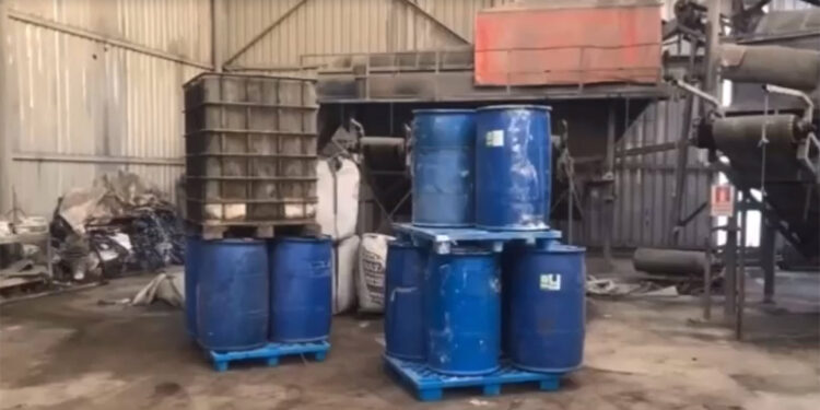 İzmir'de 65 ton kaçak karışımlı akaryakıt ele geçirildi