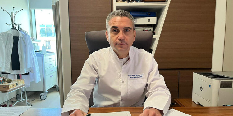 Kalp ameliyatlarında özel düğümleme tekniği geliştirildi