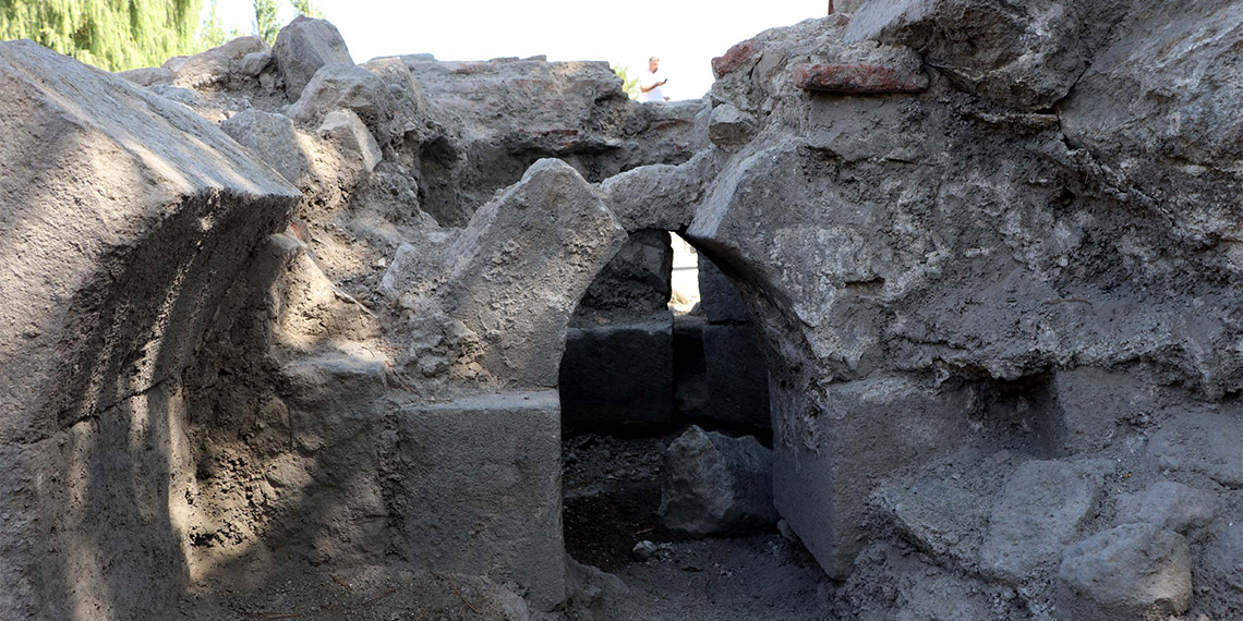 Keykubadiye Sarayı'ndaki kazılarda hamam ortaya çıkarıldı