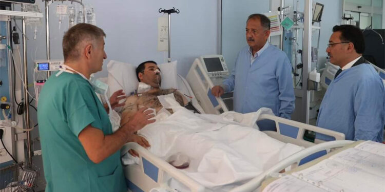 Kıraathane baskınında vurulan polis memuru 34 gün sonra şehit oldu