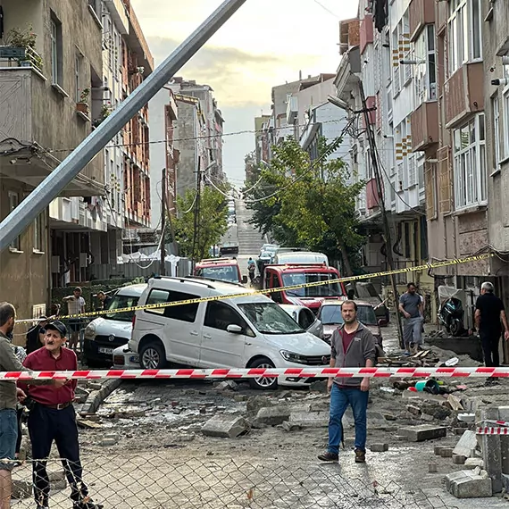 Küçükçekmece'de felaketi yaşayan mahalleli anlattı