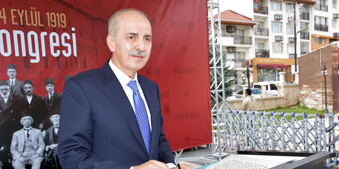 Türkiye Büyük Millet Meclisi (TBMM) Başkanı Numan Kurtulmuş, "Türkiye'nin bir tane ekseni vardır, o da kendi milli eksenidir. Türkiye eksenidir" dedi.