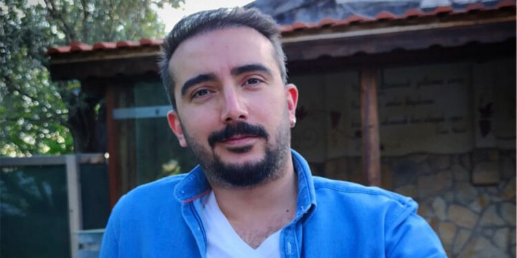 Matematik öğretmeni kazada yaşamını yitirdi