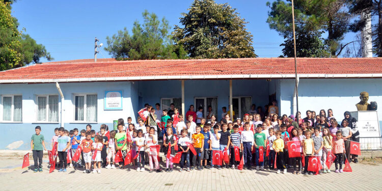 Okulları depreme dayanıksız çıktı, taşımalı sistem istemiyorlar