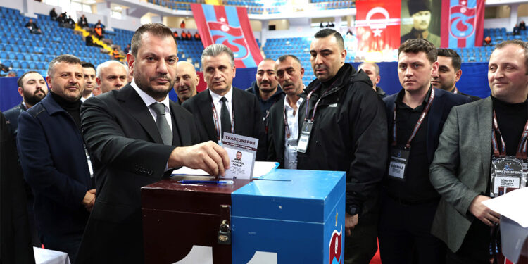 Trabzonspor'un kulüp tüzüğü yenilenecek