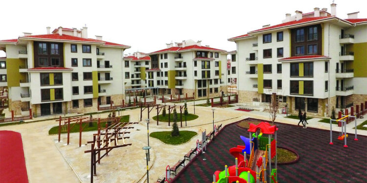 TOKİ'den konut ve iş yeri alanlara yüzde 25 indirim