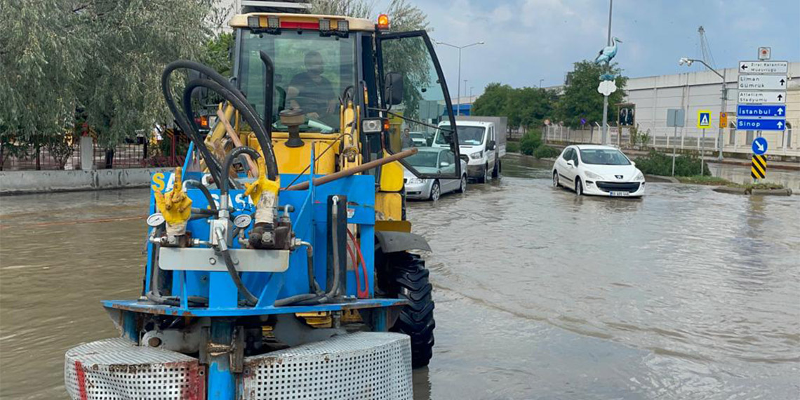 Samsun'daki selde 17 kişi mahsur kaldı