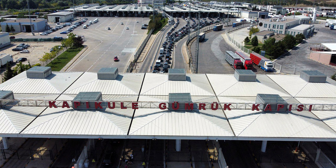 Gurbetçiler gitti, Bulgar turistler Edirne'ye akın etti