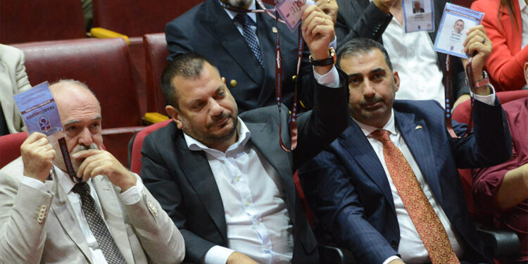 Trabzonspor'da kulüp tüzüğü yenilendi