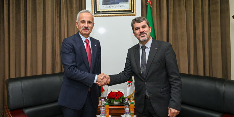 Türkiye-Cezayir arasında balıkçılık ve gemi inşa alanı işbirliği