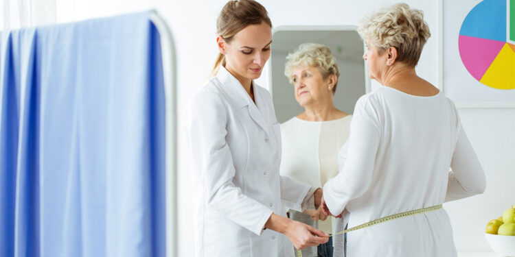 Menopoz göbeği ile başa çıkmak için öneriler