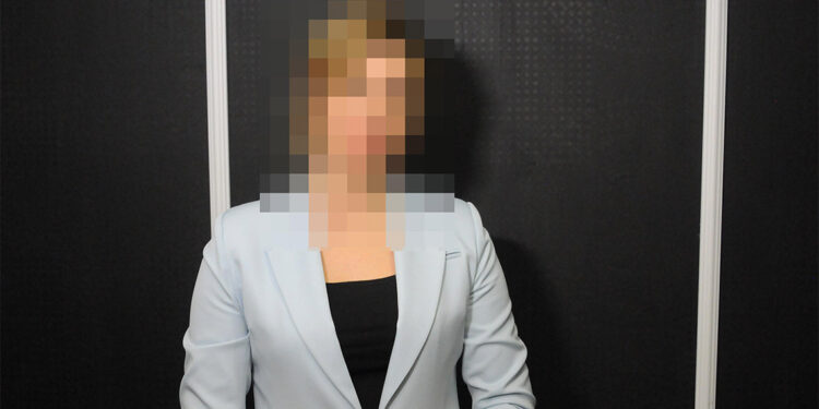 Vesikalık çektirmeye gelen kişinin tacizine uğrayan kadın şikayetçi oldu