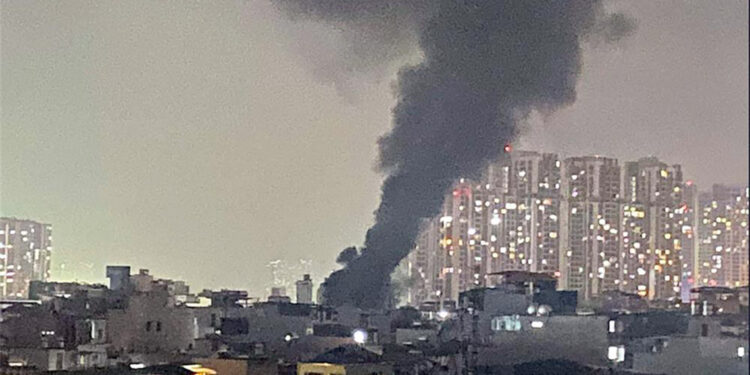 Vietnam'daki apartman yangınında 56 kişi öldü