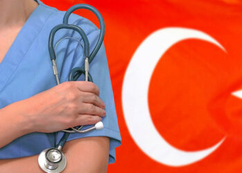 Sağlık hizmeti için Türkiye'ye gelen turist sayısı 746 bine yükseldi
