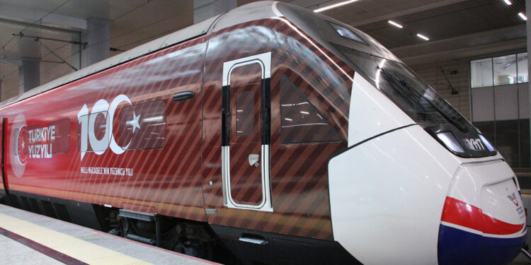 100'üncü yıl treni, Ankara'dan İstanbul'a hareket etti