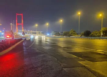 15 temmuz şehitler köprüsü trafiğe kapatıldı
