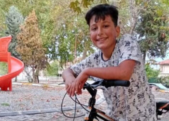 12 yaşındaki Dursun Efe bıçaklanarak öldürülmüş