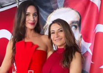 Ünlü isimlerin ABD'de Cumhuriyet Bayramı coşkusu