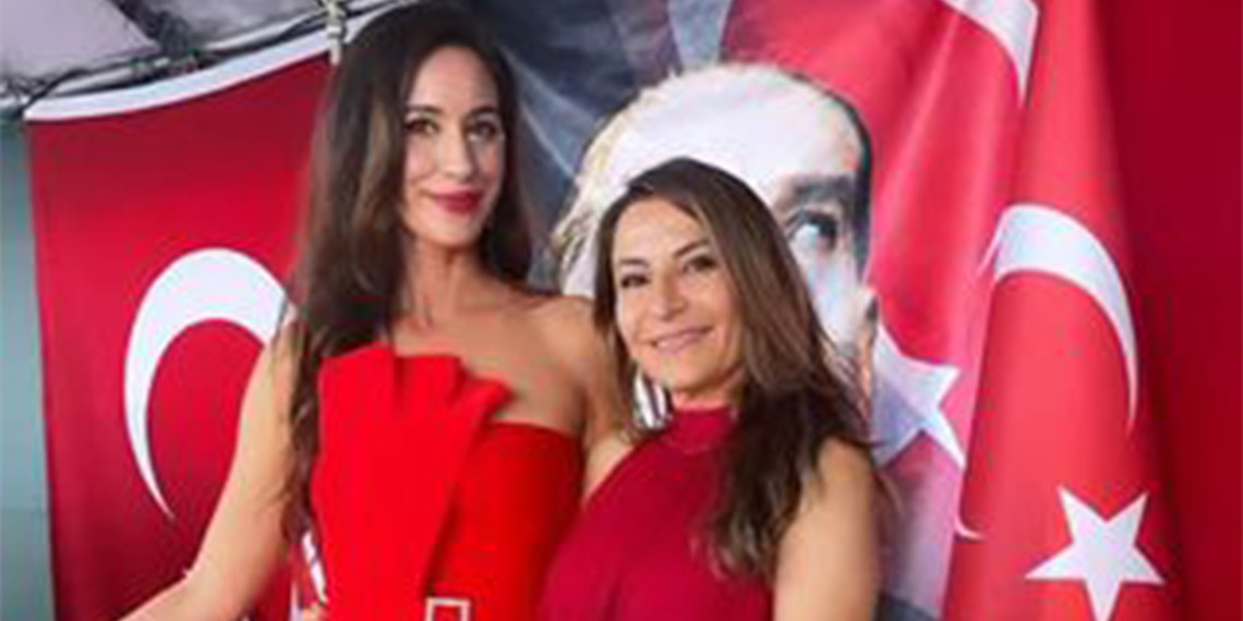 Ünlü isimlerin ABD'de Cumhuriyet Bayramı coşkusu