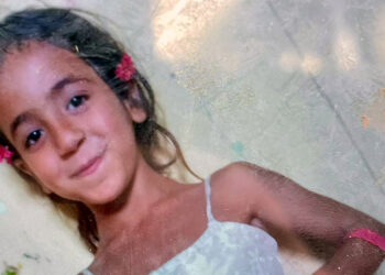 6 yaşındaki Fatma, maganda kurşunu ile ağır yaralandı