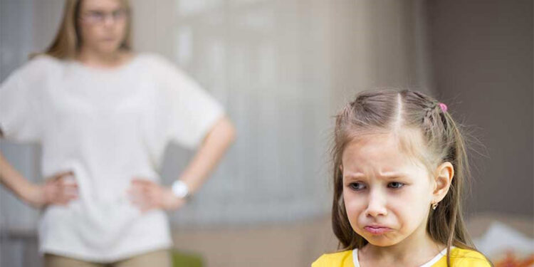 Çocuğa küsmek en sinsi psikolojik şiddettir
