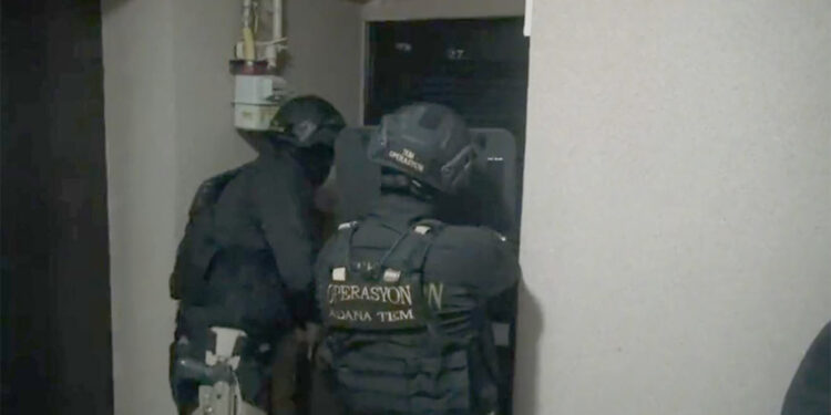 Kıskaç operasyonlarında 611 şüpheli yakalandı