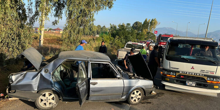 Aydın'da zincirleme kaza; 1 ölü, 5 yaralı